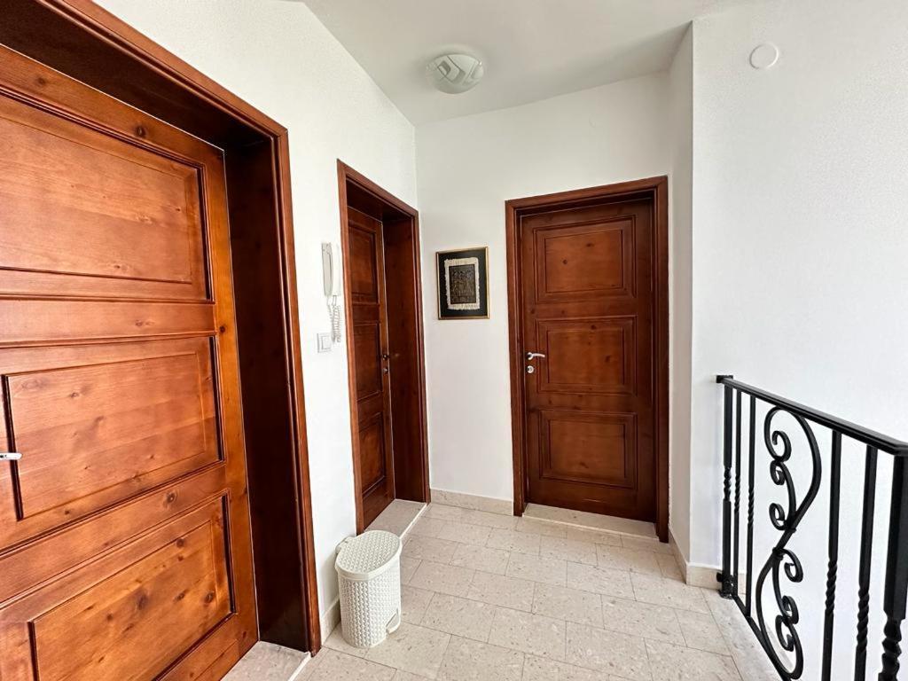 Monteview Duplex
